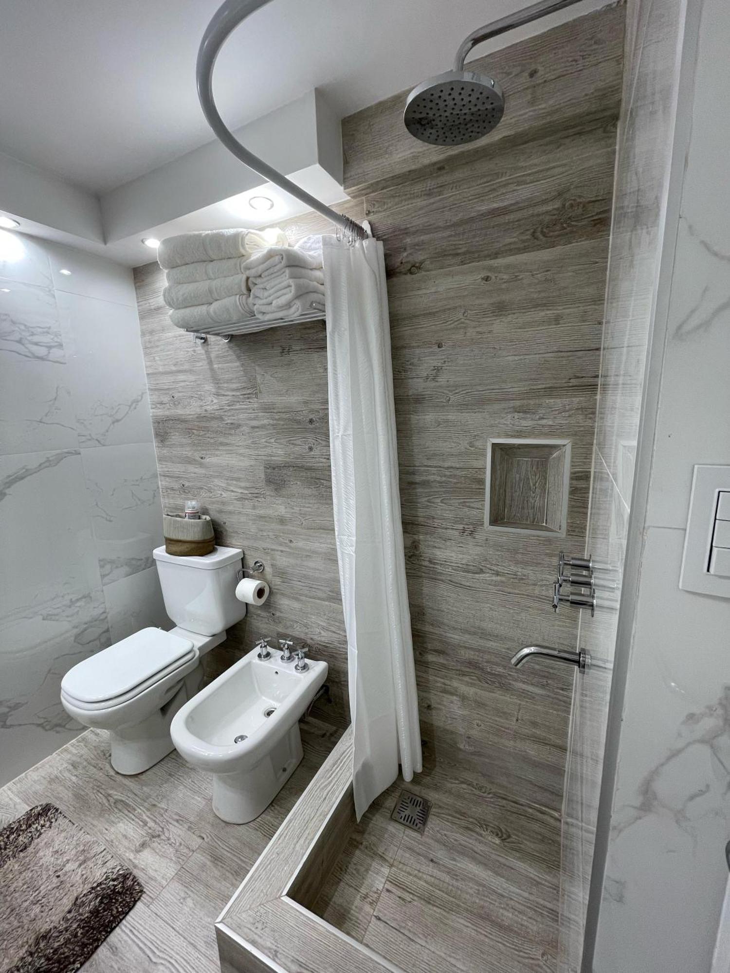 Departamento Centrico Con Cochera - Cordoba Argentina- Exterior photo